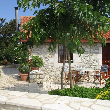 Villa Stone House in a quiet landscape, Leonidion Esterno foto