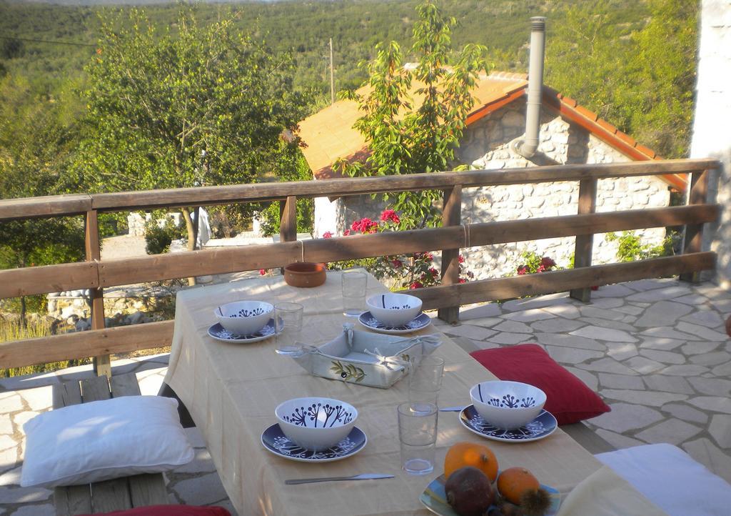 Villa Stone House in a quiet landscape, Leonidion Esterno foto