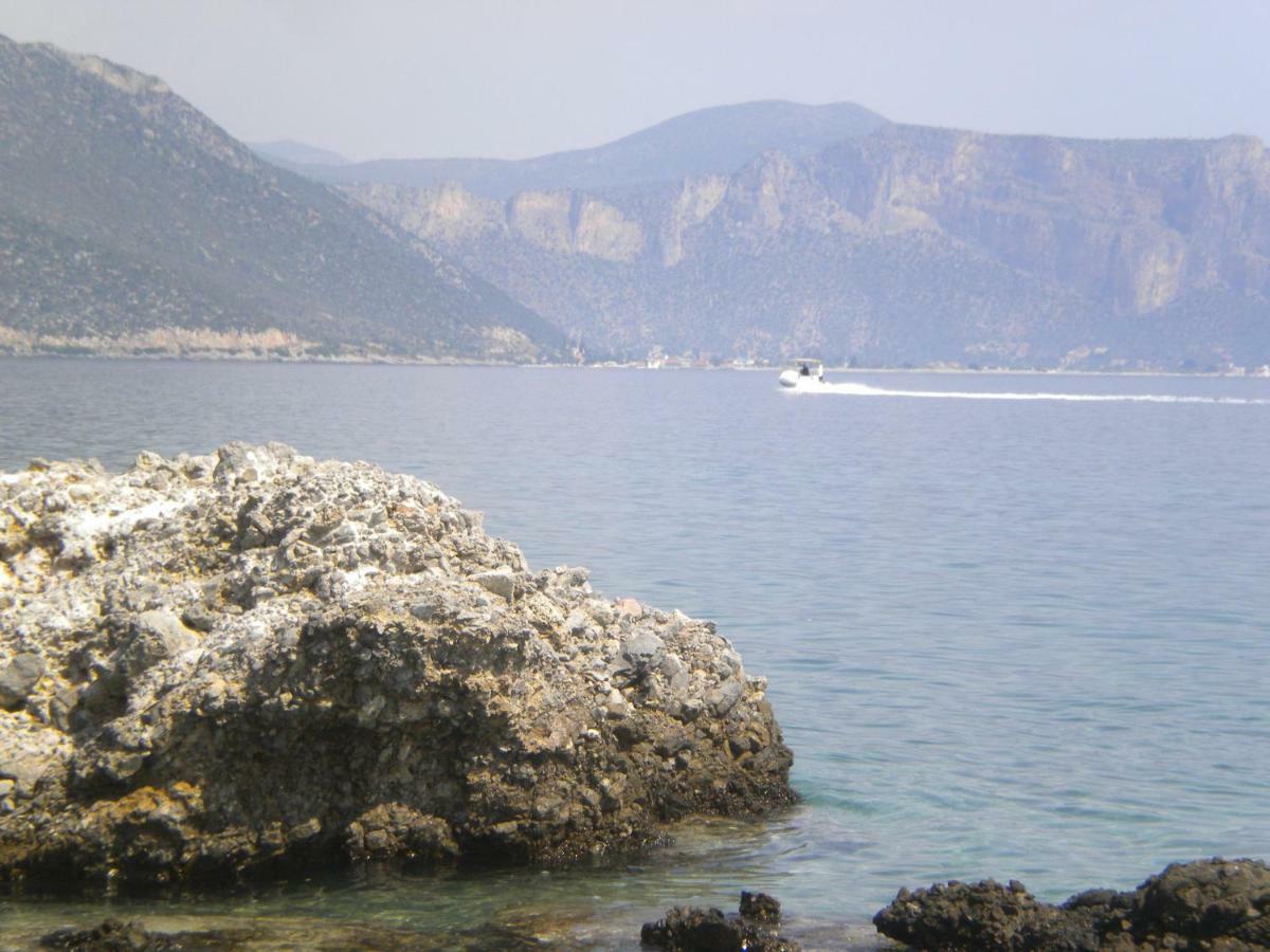 Villa Stone House in a quiet landscape, Leonidion Esterno foto